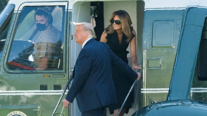 新照片重新点燃Melania Trump身体双重阴谋论“width=