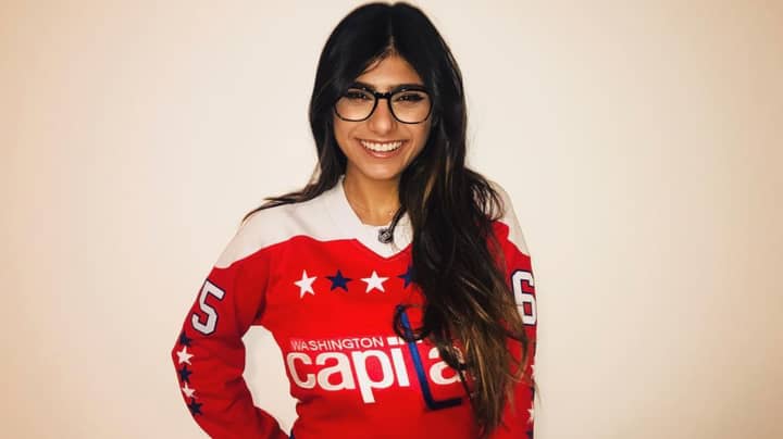 米娅·哈利法（Mia Khalifa）退出了复杂的“范围”的角色