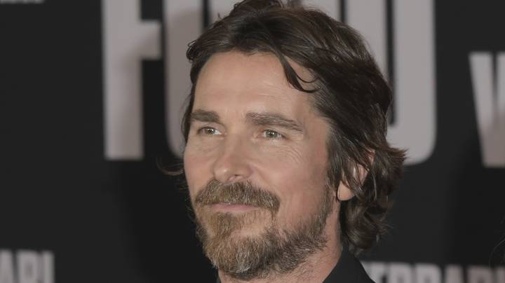 克里斯蒂安·贝尔（Christian Bale）加入奇迹，成为雷神（Thor）的反派：爱与雷声