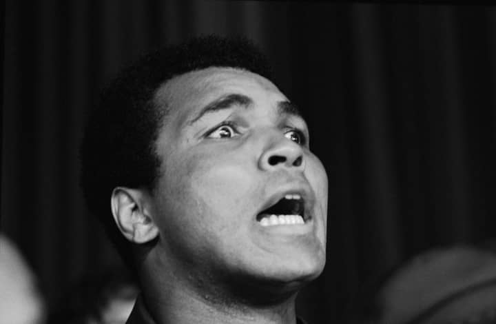 关于穆罕默德·阿里（Muhammad Ali）被3款模型邀请楼上邀请的故事