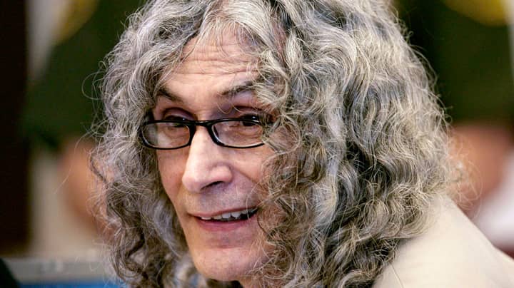 “约会游戏杀手”罗德尼·阿尔卡拉（Rodney Alcala）死于77