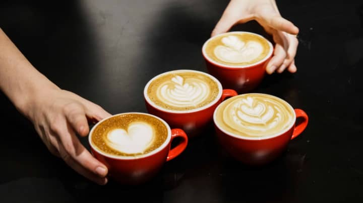 研究发现，每天喝两三杯咖啡可能会降低糖尿病的风险。