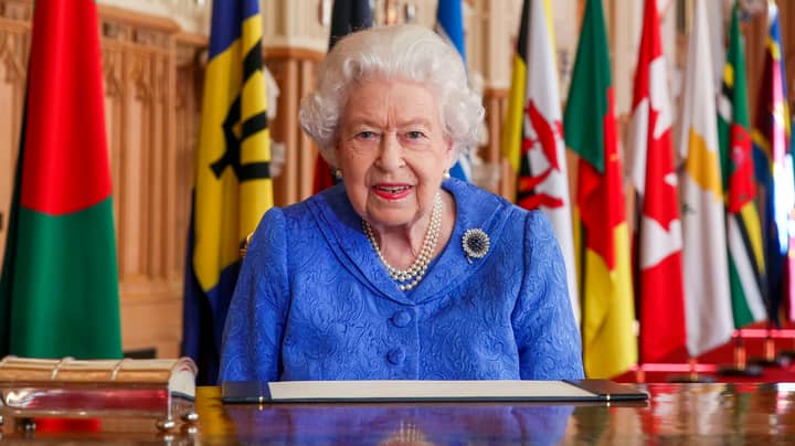女王在重磅炸弹哈里王子和梅根·马克尔（Meghan Markle）采访之后终于发表了声明