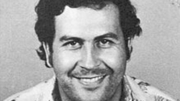 帕勃罗·埃斯科巴（Pablo Escobar）在第一和最后一张照片中的微笑背后的真实故事