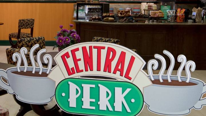 Primark发布了'Central Perk'主题咖啡馆的第一张照片