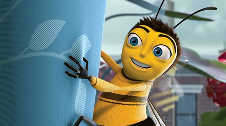 一些小伙子在2017年看过357次“蜜蜂电影”