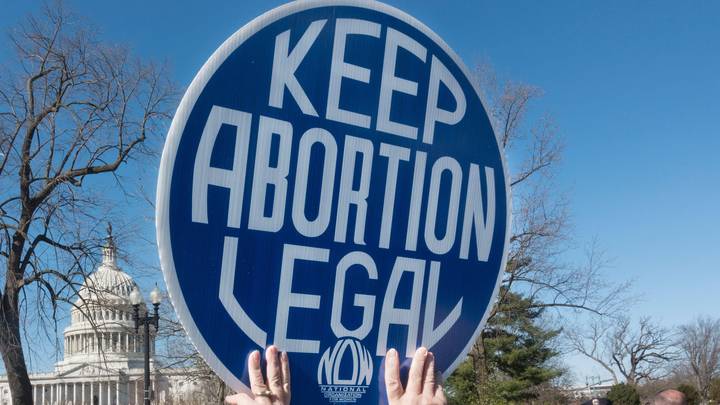 联邦法官阻止了德克萨斯州有争议的堕胎法案