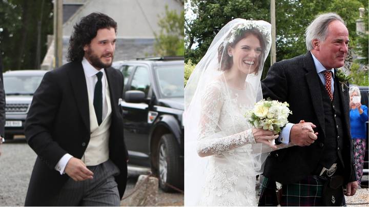 基特·哈灵顿（Kit Harington）和罗斯·莱斯利（Rose Leslie）到达教堂结婚