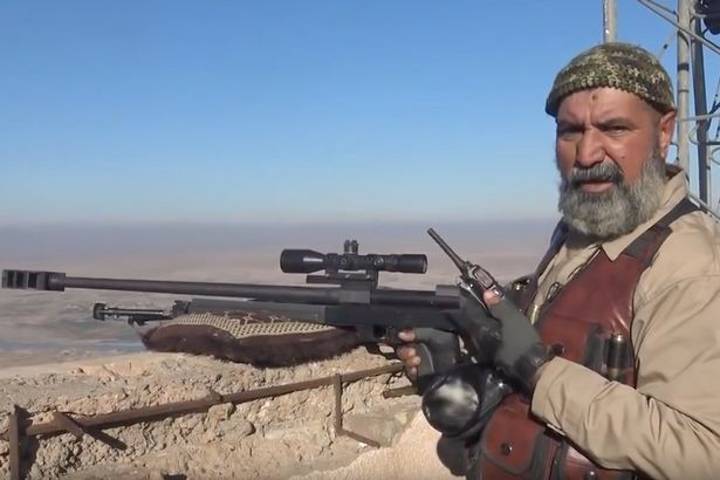 据报道，这名63岁的狙击手在伊拉克杀死了321名ISIS武装分子