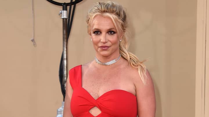 布兰妮·斯皮尔斯（Britney Spears）说，她的父亲应该在保守党听证会上入狱