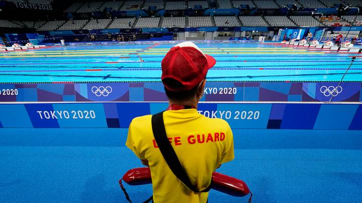 奥林匹克游泳者的救生员解释了为什么约伯并不毫无意义