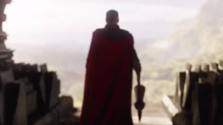 人们认为新的复仇者：最终预告片显示雷神在追捕Thanos