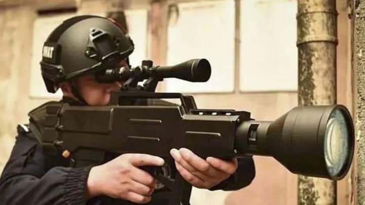 中国开发了“星球大战”风格的激光枪，可以纵火射击半英里外