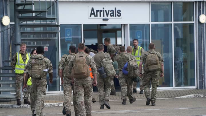 英国的最后撤离航班来自阿富汗